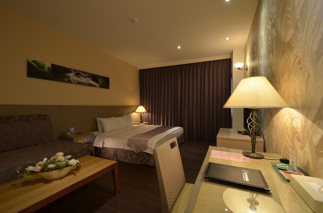 Toong Mao Spa Resort Guanziling Tainan Exterior photo