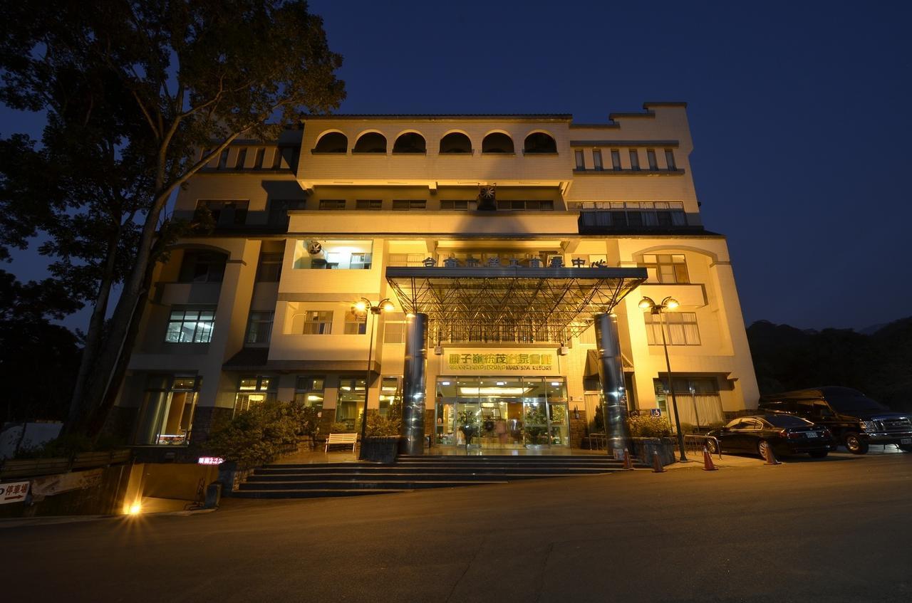 Toong Mao Spa Resort Guanziling Tainan Exterior photo